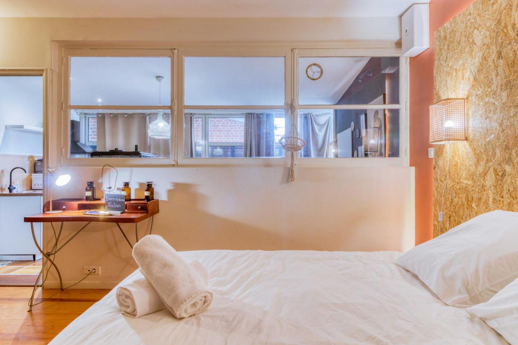 L'Atelier De L'Artiste - Lumineux - Calme - Wifi Apartment ดูเอ ภายนอก รูปภาพ